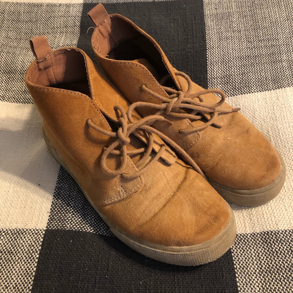 Gap boys dress shoes